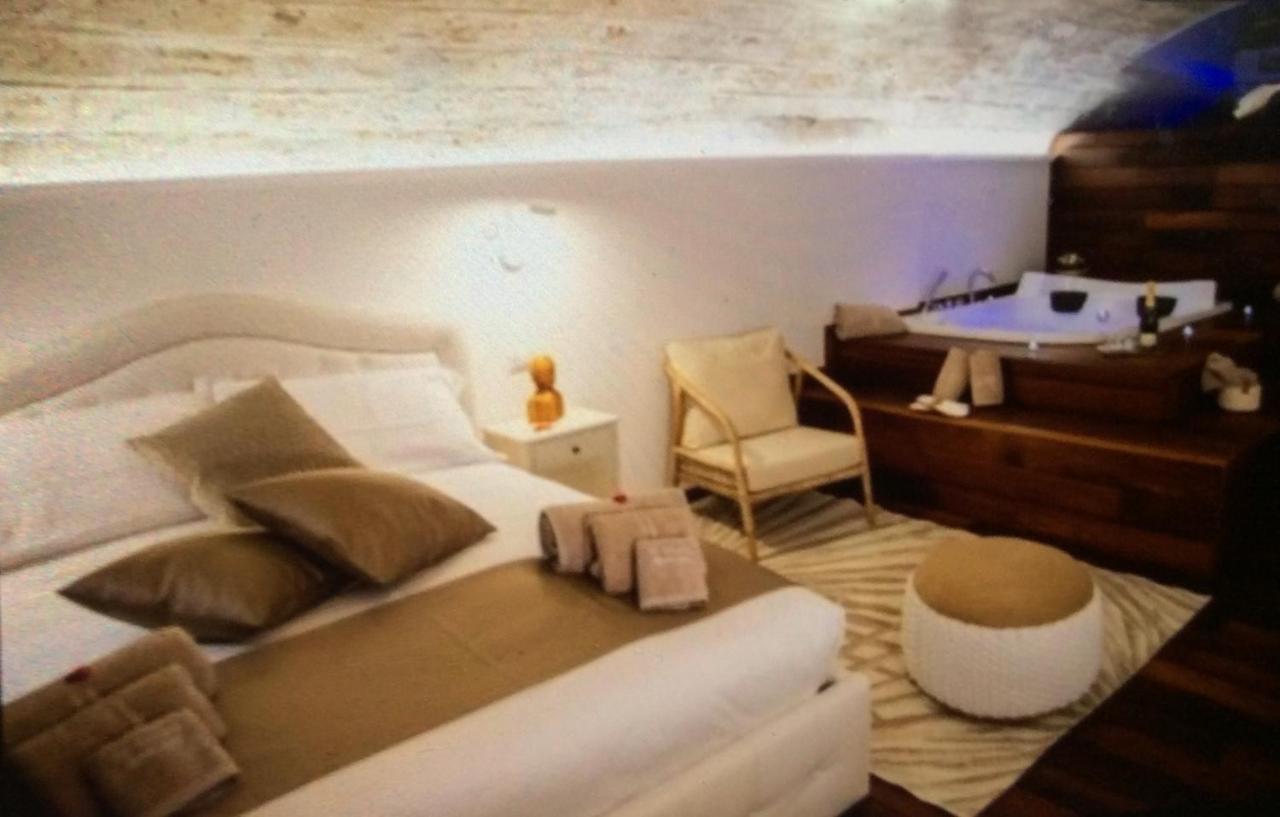 Lc Luxury Apartment Bari Exterior foto